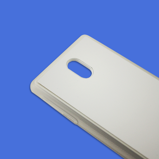Vidéo montrant le processus de fabrication d'une coque 2D TPU